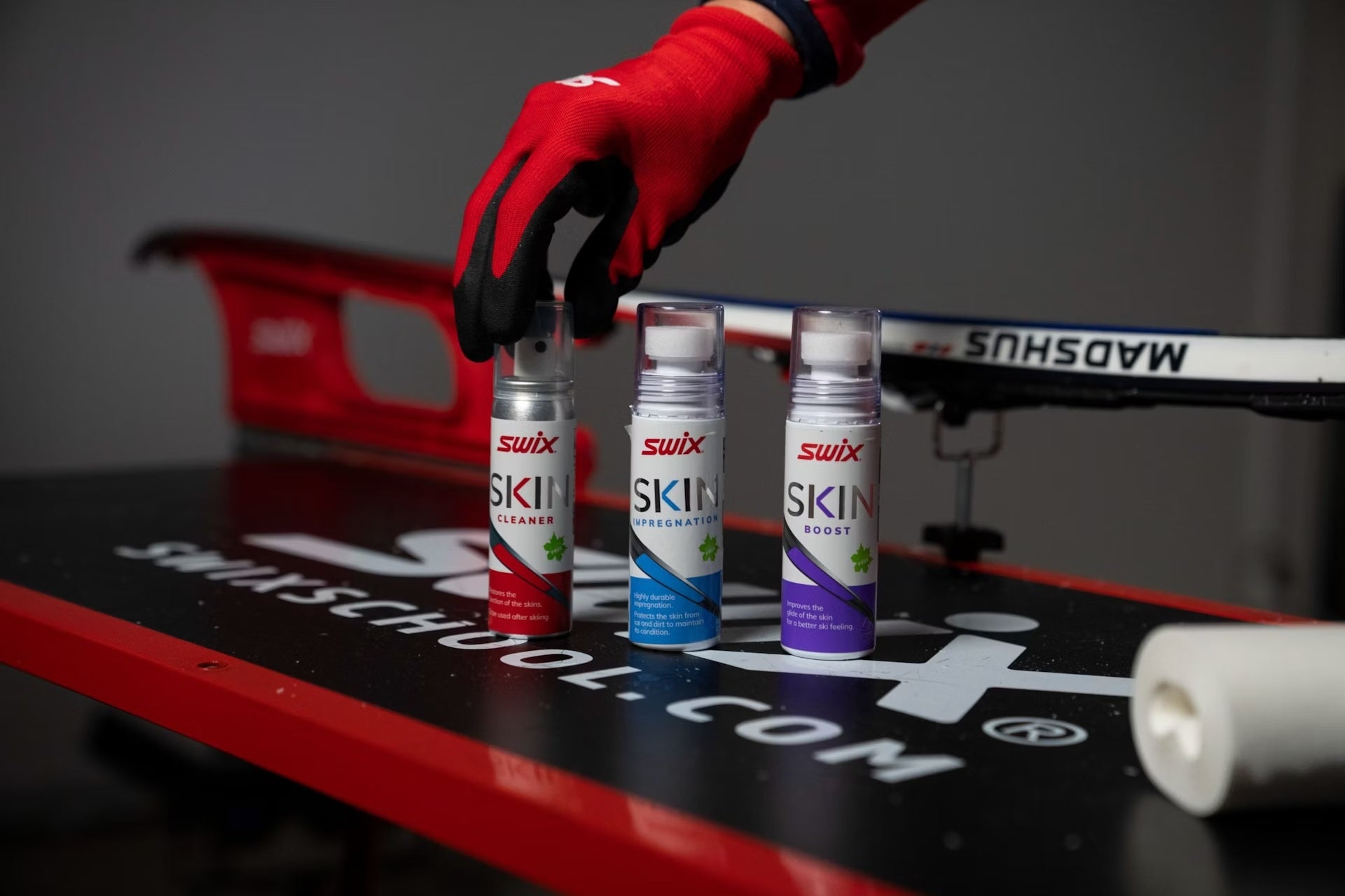 How to clean and impregnate your skin skis SWIX