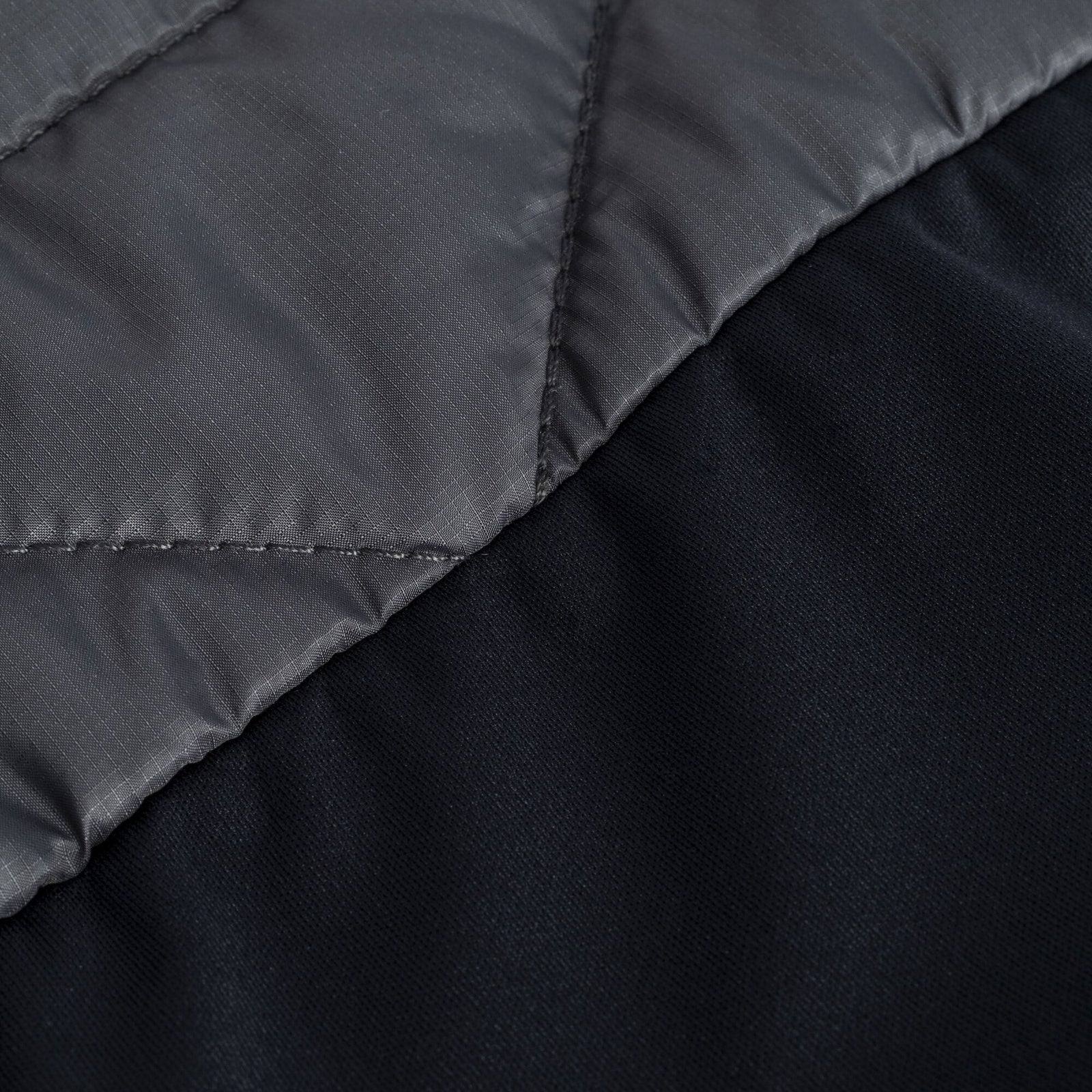 Infinity - Men's Hybrid Insulated Jacket