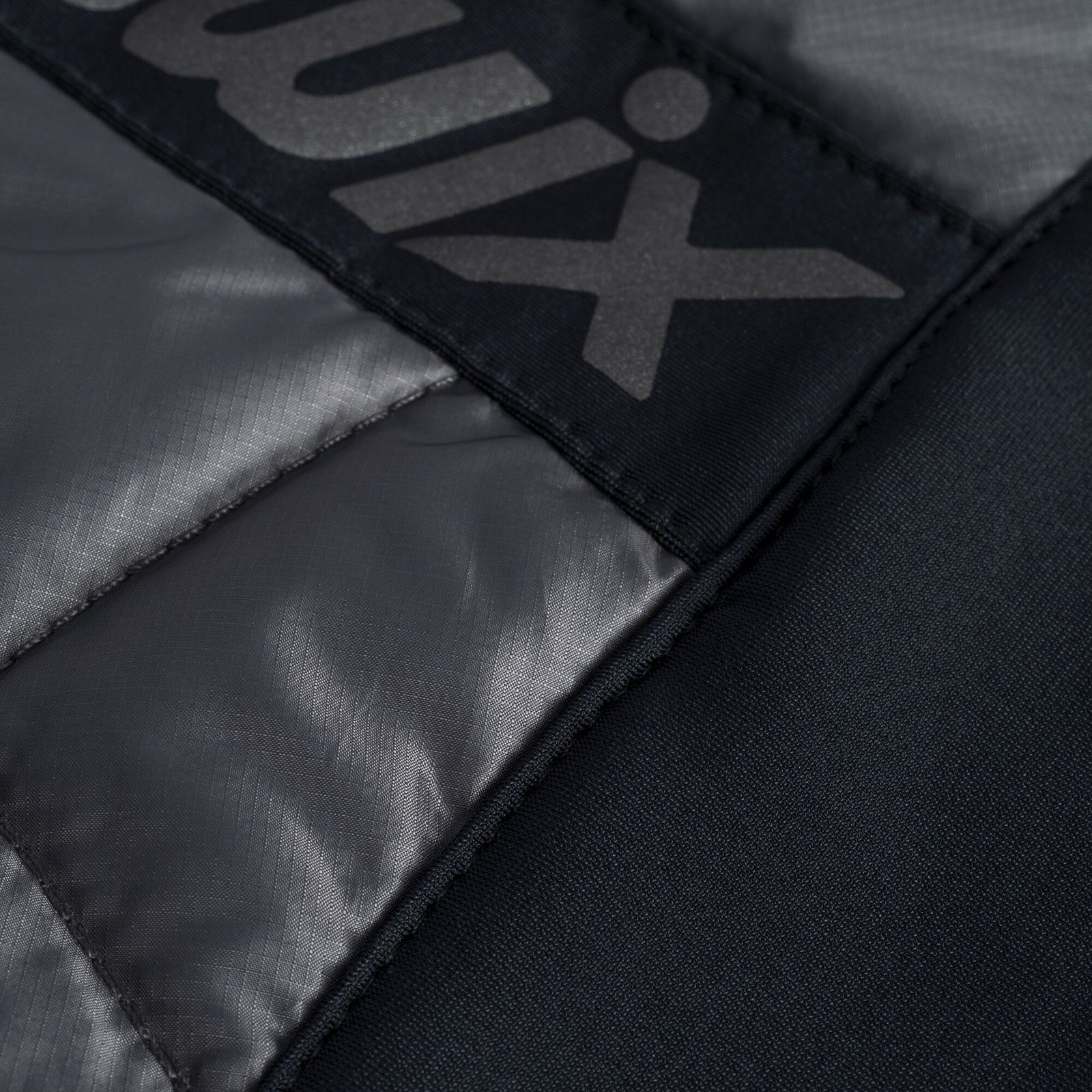 Infinity - Men's Hybrid Insulated Jacket
